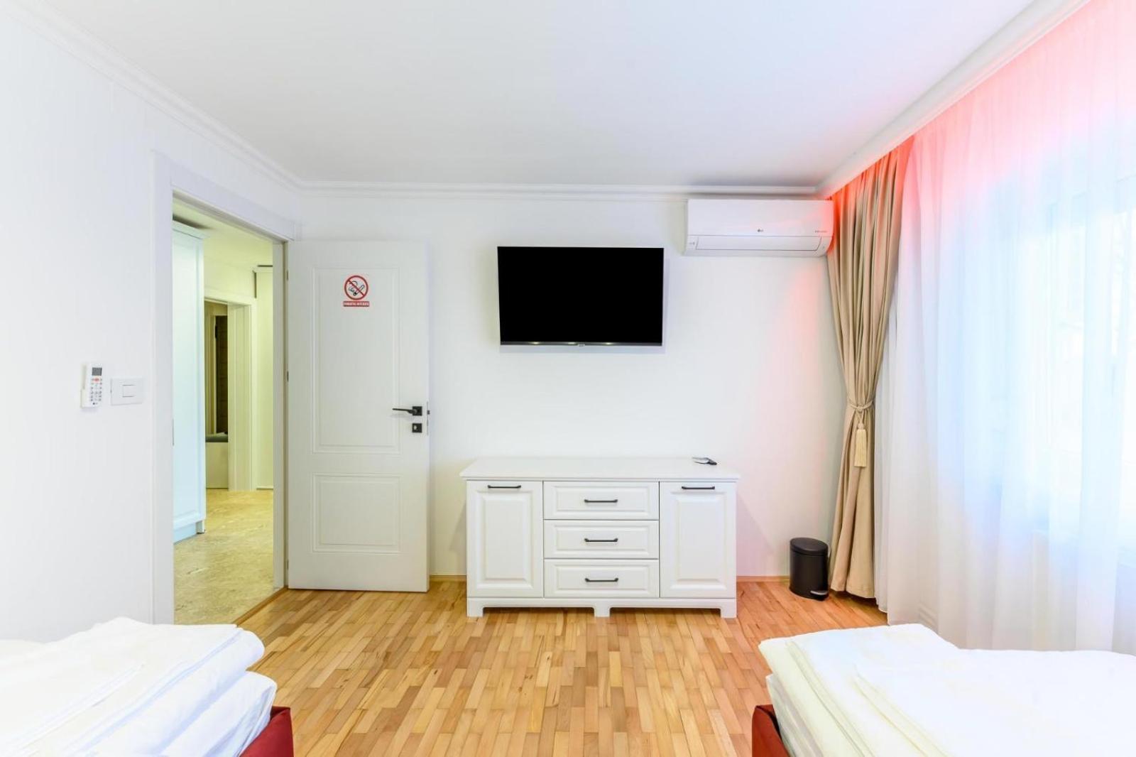 Five Stars Apartment Timişoara Exteriör bild