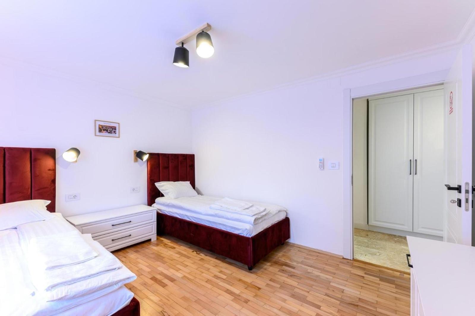 Five Stars Apartment Timişoara Exteriör bild